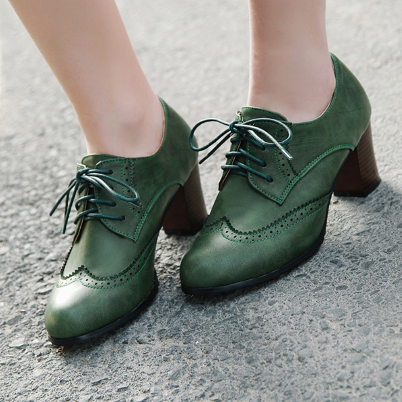 Embroidery White - Vintage Women's High Heels Loafer Shoes