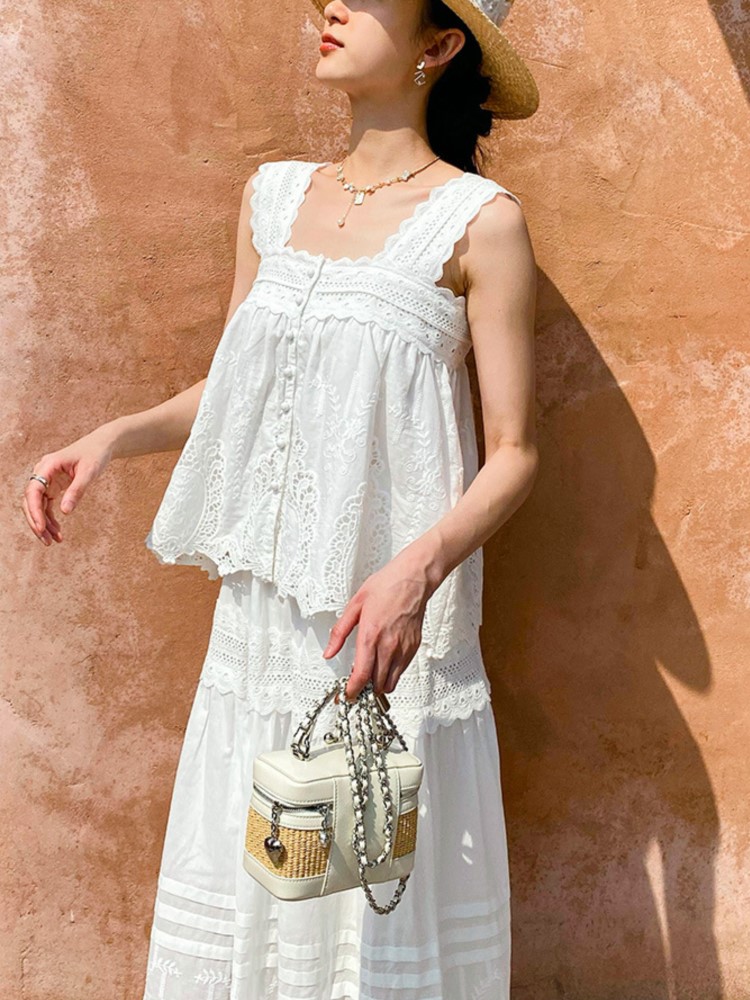 Bohemian White Square-neck Ves - Embroidery Vest ulasan dan harga