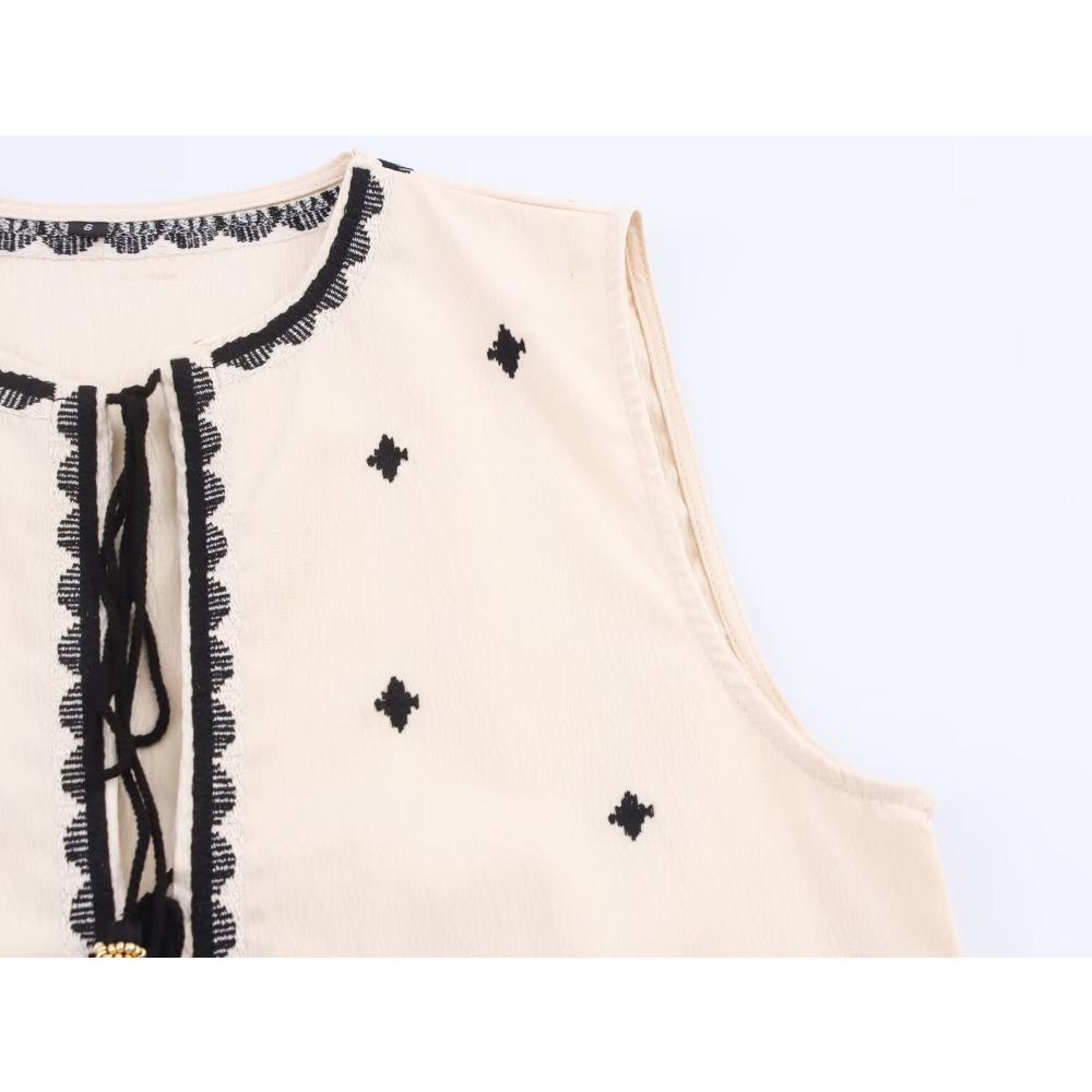 Stylish Embroidered Short Sets - Embroidery Vest ulasan dan harga