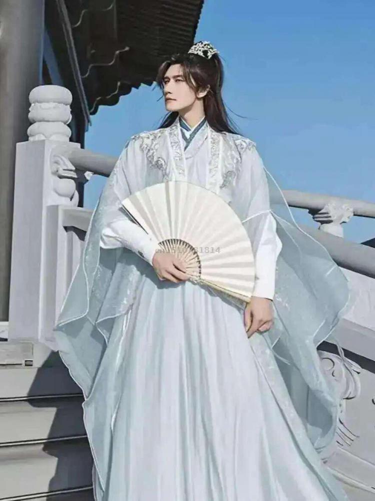 Traditional Chinese Hanfu Men  - Embroidery White ulasan dan harga